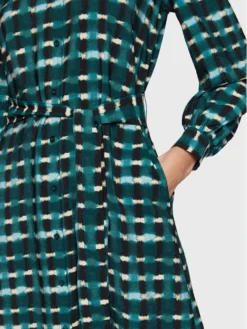 B.young Vestito Chemisier Ibine 20812172 Verde Regular Fit -Offerta economica Guess || Calvin Klein Jeans || Vero Moda b young vestito chemisier ibine 20812172 verde regular fit 4