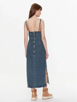 BDG Urban Outfitters Vestito Di Jeans BDG REYNE DENIM MIDI 76476555 Blu Scuro Slim Fit -Offerta economica Guess || Calvin Klein Jeans || Vero Moda bdg urban outfitters vestito di jeans bdg reyne denim midi 76476555 blu scuro slim fit 2