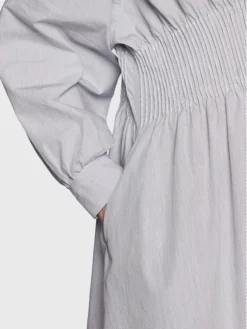 Birgitte Herskind Vestito Chemisier Freja 4654901 Blu Loose Fit -Offerta economica Guess || Calvin Klein Jeans || Vero Moda birgitte herskind vestito chemisier freja 4654901 blu loose fit 4