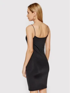 Calvin Klein Jeans Vestito Estivo J20J218408 Nero Regular Fit -Offerta economica Guess || Calvin Klein Jeans || Vero Moda calvin klein jeans vestito estivo j20j218408 nero regular fit 2