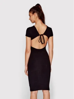 Calvin Klein Jeans Vestito Estivo J20J219076 Nero Regular Fit -Offerta economica Guess || Calvin Klein Jeans || Vero Moda calvin klein jeans vestito estivo j20j219076 nero regular fit 2