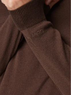 Calvin Klein Vestito Di Maglia K20K204547 Marrone Regular Fit -Offerta economica Guess || Calvin Klein Jeans || Vero Moda calvin klein vestito di maglia k20k204547 marrone regular fit 4