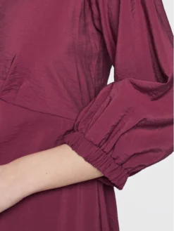 Vestito Da Giorno D8422 Bordeaux Regular Fit -Offerta economica Guess || Calvin Klein Jeans || Vero Moda closet london vestito da giorno d8422 bordeaux regular fit 4