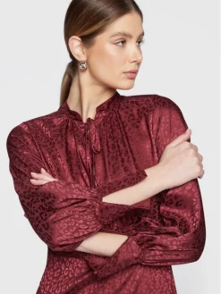 Vestito Da Giorno D8522 Bordeaux Regular Fit -Offerta economica Guess || Calvin Klein Jeans || Vero Moda closet london vestito da giorno d8522 bordeaux regular fit 3