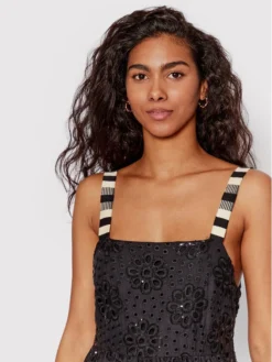 Desigual Vestito Estivo Leah 22SWVW05 Nero Regular Fit -Offerta economica Guess || Calvin Klein Jeans || Vero Moda desigual vestito estivo leah 22swvw05 nero regular fit 3