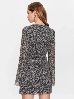 EDITED Vestito Da Giorno Nevana EDT6664002000002 Nero Regular Fit -Offerta economica Guess || Calvin Klein Jeans || Vero Moda edited vestito da giorno nevana edt6664002000002 nero regular fit 2