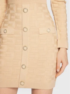 Elisabetta Franchi Vestito Di Maglia AM-73S-27E2-V420 Beige Slim Fit -Offerta economica Guess || Calvin Klein Jeans || Vero Moda elisabetta franchi vestito di maglia am 73s 27e2 v420 beige slim fit 4