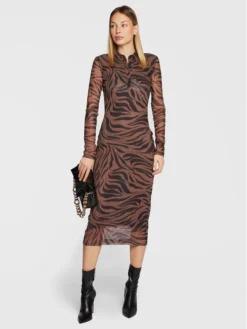 Gina Tricot Vestito Chemisier Eleanor 17424 Marrone Slim Fit -Offerta economica Guess || Calvin Klein Jeans || Vero Moda gina tricot vestito chemisier eleanor 17424 marrone slim fit 1