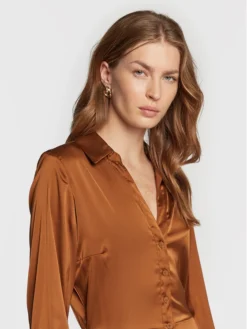 Guess Vestito Chemisier Alya W2BK83 WF1T2 Marrone Regular Fit -Offerta economica Guess || Calvin Klein Jeans || Vero Moda guess vestito chemisier alya w2bk83 wf1t2 marrone regular fit 1 3