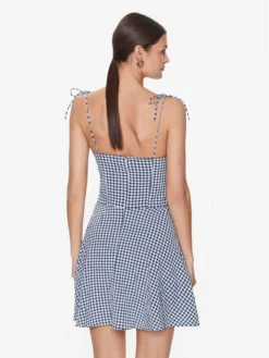 Guess Vestito Da Giorno E3GK05 WEQ20 Blu Regular Fit -Offerta economica Guess || Calvin Klein Jeans || Vero Moda guess vestito da giorno e3gk05 weq20 blu regular fit 2