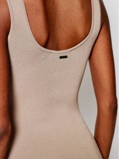 Guess Vestito Da Giorno W1GK85 Z2U00 Beige Slim Fit -Offerta economica Guess || Calvin Klein Jeans || Vero Moda guess vestito da giorno w1gk85 z2u00 beige slim fit 3