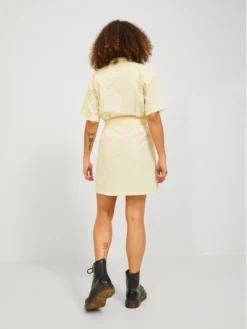 JJXX Vestito Chemisier 12225266 Beige Regular Fit -Offerta economica Guess || Calvin Klein Jeans || Vero Moda jjxx vestito chemisier 12225266 beige regular fit 2