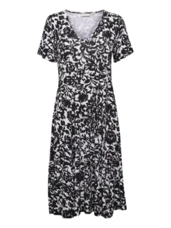 Kaffe Vestito Di Maglia Inger 10507416 Nero Regular Fit -Offerta economica Guess || Calvin Klein Jeans || Vero Moda kaffe vestito di maglia inger 10507416 nero regular fit 4