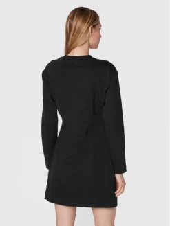 LOVE MOSCHINO Vestito Di Maglia WD0501E 2388 Nero Regular Fit -Offerta economica Guess || Calvin Klein Jeans || Vero Moda love moschino vestito di maglia wd0501e 2388 nero regular fit 2