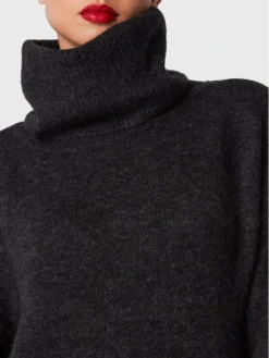 MARC AUREL Vestito Di Maglia 6839 8000 81974 Nero Regular Fit -Offerta economica Guess || Calvin Klein Jeans || Vero Moda marc aurel vestito di maglia 6839 8000 81974 nero regular fit 4