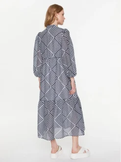 MAX & Co. Vestito Da Giorno Renzo 72212023 Blu Scuro Regular Fit 7 MAX & Co. Vestito Da Giorno Renzo 72212023 Blu Scuro Regular Fit -Offerta economica Guess || Calvin Klein Jeans || Vero Moda max co vestito da giorno renzo 72212023 blu scuro regular fit 2