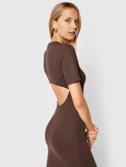 NA-KD Vestito Da Giorno Open Back 1018-009255-6018-003 Marrone Slim Fit -Offerta economica Guess || Calvin Klein Jeans || Vero Moda na kd vestito da giorno open back 1018 009255 6018 003 marrone slim fit 3