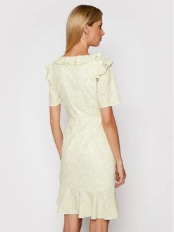 NA-KD Vestito Estivo Frill 1018-006814-8202-581 Verde Regular Fit 7 NA-KD Vestito Estivo Frill 1018-006814-8202-581 Verde Regular Fit -Offerta economica Guess || Calvin Klein Jeans || Vero Moda na kd vestito estivo frill 1018 006814 8202 581 verde regular fit 2