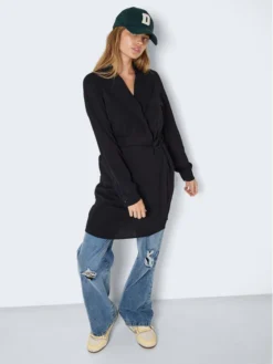 Noisy May Vestito Da Giorno Clara 27023524 Nero Regular Fit -Offerta economica Guess || Calvin Klein Jeans || Vero Moda noisy may vestito da giorno clara 27023524 nero regular fit 4