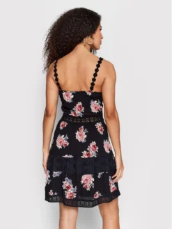 ONLY Vestito Estivo Karmen 15177478 Nero Regular Fit -Offerta economica Guess || Calvin Klein Jeans || Vero Moda only vestito estivo karmen 15177478 nero regular fit 2