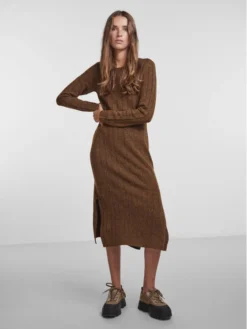 Pieces Vestito Di Maglia Nola 17127927 Marrone Slim Fit