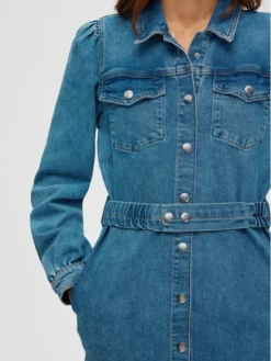 Selected Femme Vestito Di Jeans Karna 16088322 Blu Regular Fit -Offerta economica Guess || Calvin Klein Jeans || Vero Moda selected femme vestito di jeans karna 16088322 blu regular fit 4