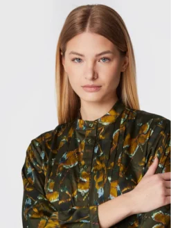 Sisley Vestito Chemisier 4RUNLV01W Verde Regular Fit -Offerta economica Guess || Calvin Klein Jeans || Vero Moda sisley vestito chemisier 4runlv01w verde regular fit 4