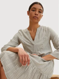 Tom Tailor Vestito Da Giorno 1031702 Grigio Regular Fit -Offerta economica Guess || Calvin Klein Jeans || Vero Moda tom tailor vestito da giorno 1031702 grigio regular fit 5