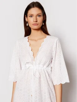 Tory Burch Vestito Estivo Broderie Midi Beach 80412 Bianco Regular Fit -Offerta economica Guess || Calvin Klein Jeans || Vero Moda tory burch vestito estivo broderie midi beach 80412 bianco regular fit 3